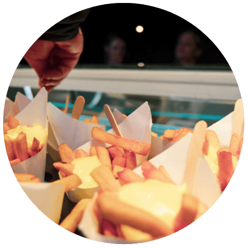 friet in de frietwagen van de sluis catering