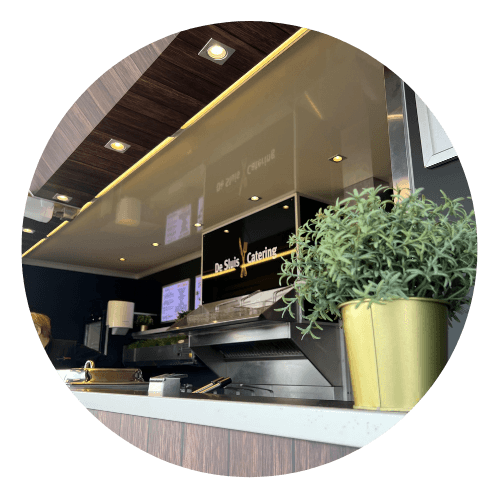 frietwagen van de sluis catering in tilburg