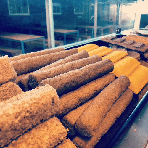 snacks in frietwagen van de sluis catering